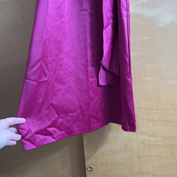 Vince Camuto Fuchsia Bow-Neck Satin Dress Size 2 - Picture 4 of 15